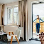 Alpenrose Hotel