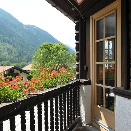 Hotel Alpenrose 3*