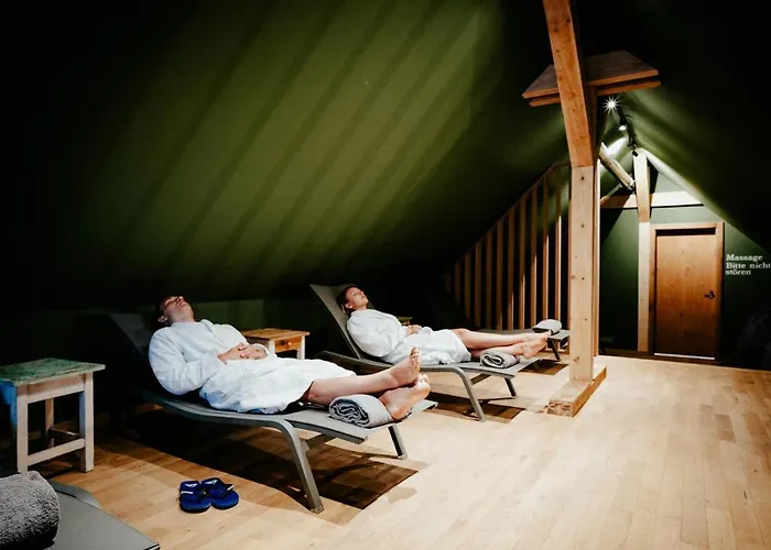 Alpenrose Hotel 3*