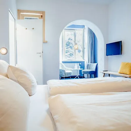 Alpenrose Hotel 3*