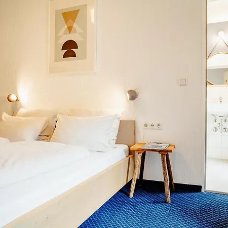 Alpenrose Hotell 3*