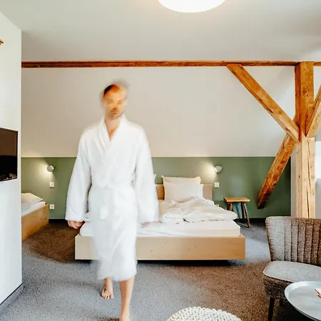Alpenrose Hotel 3*