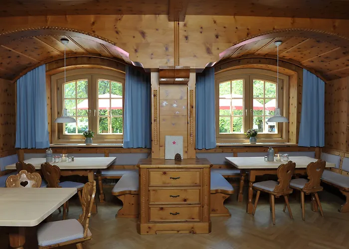 Hotel Alpenrose 3*