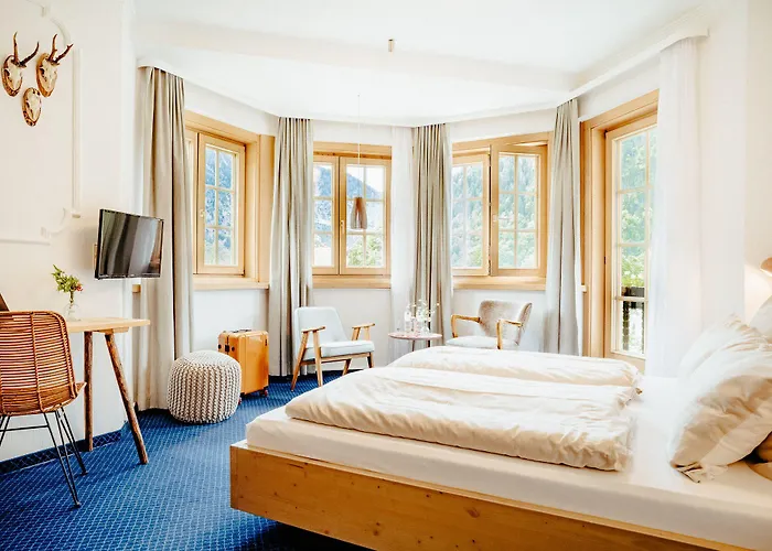 Alpenrose Hotel 3*